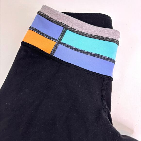 Lululemon Groove Skinny Reversible Black Quilted Waistband Leggings 2 - Picture 8 of 11